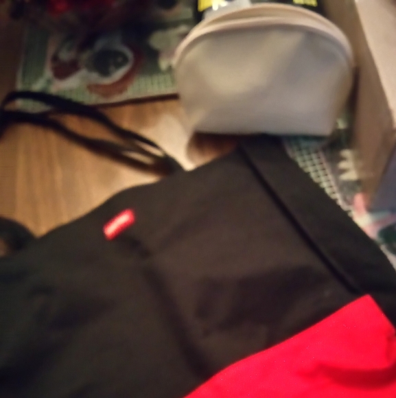 Lancome tote and (cosmetic travel bag extra) - Picture 5 of 7